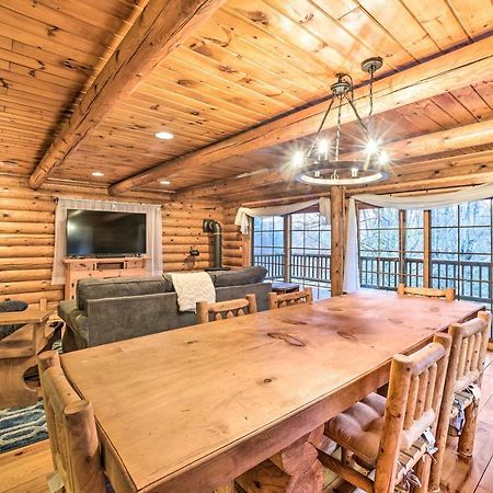 Spacious Cabin With Decks Near Saratoga Springs Middle Grove Exterior photo